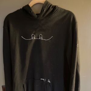 volcom true to this hoodie.

Nice used volcom hoodie